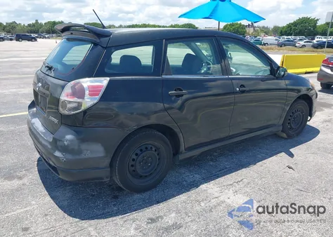 2005 Toyota Matrix Xr z USA, uszkodzony, nr VIN 2T1KR32EX5C341766